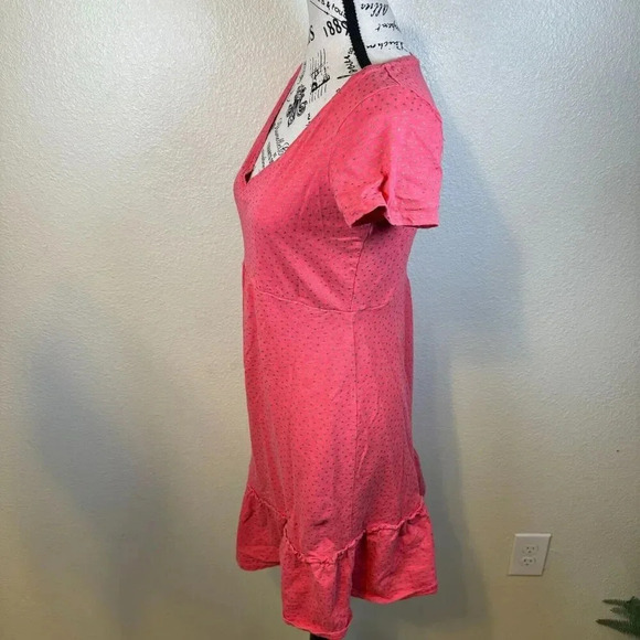 Boden Short Sleeve V-Neck Ruffle Hem Coral Gold Swiss Dot Knit Dress Size 4P - Picture 4 of 8